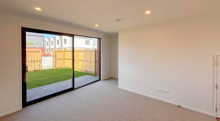 Fresh Build Two Bedroom Townhouse! - Photo 4