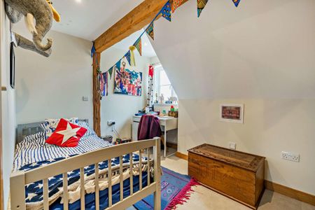 4 bedroom detached house to rent - Photo 4