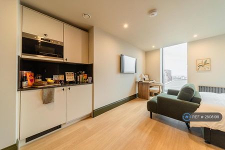 Studio to rent - Photo 5