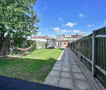 Sandhurst Avenue, Harrow, HA2 - Photo 1