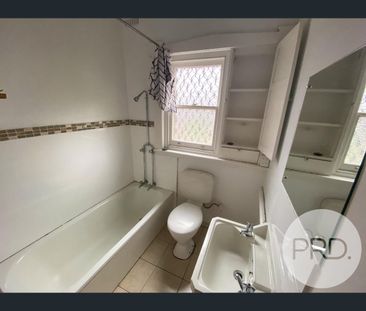 7 Joynton Street, New Town, Tas 7008 - Photo 6