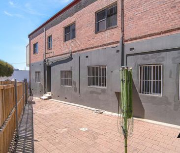 1/2 Grove St, Marrickville, NSW 2204 - Photo 3