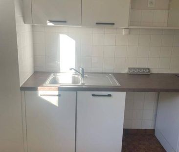 Location appartement t1 30 m² à Marcillac-Vallon (12330) - Photo 3