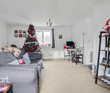 1 bedroom coach house to rent - Photo 5