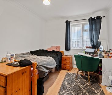 Goodwin Close, Mitcham, CR4 - Photo 5