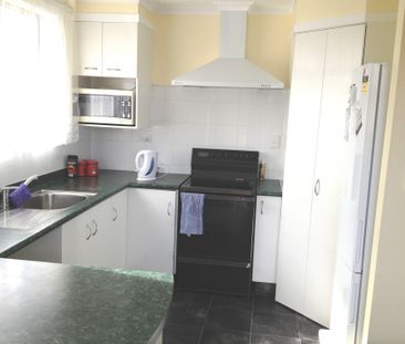 Tidy home on Fairmont - Photo 5