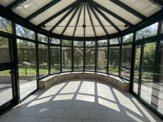 Maison 4 façades avec terrasse - Photo 1