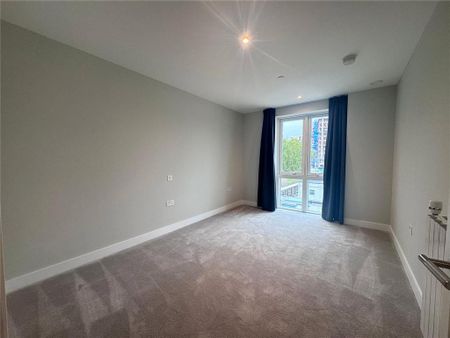 3 bedroom apartment to rent - Photo 4