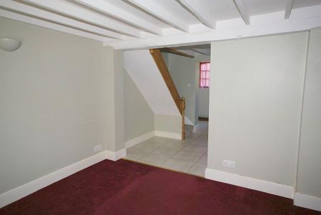 3 bedroom terraced house to rent - Photo 2