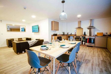 Riverside Ensuite Plus Room - Photo 3