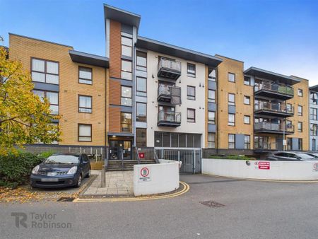 2 bedroom flat to rent - Photo 3