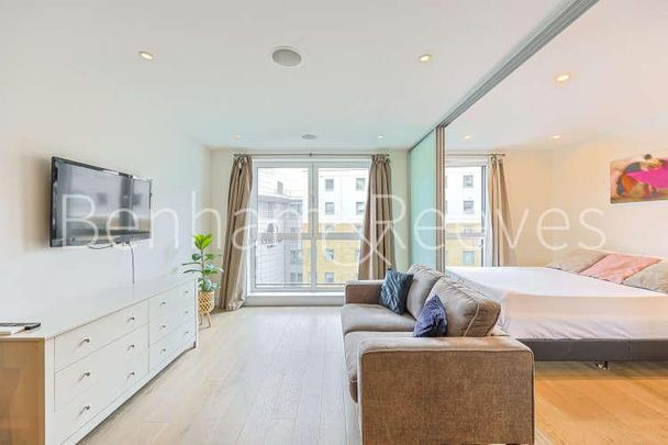 Octavia House, Townmead Road, SW6 - Photo 1