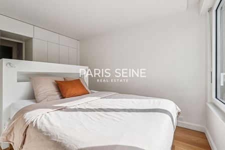 ** VANEAU / DUROC ** Magnifique deux pièces avec grande terrasse donnant sur jardin ! - Photo 3