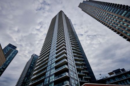 For Lease - 10 Park Lawn Road Unit# 1605, Toronto, Ontario - Photo 5