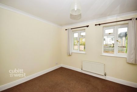 3 bedroom semi-detached house to rent - Photo 2