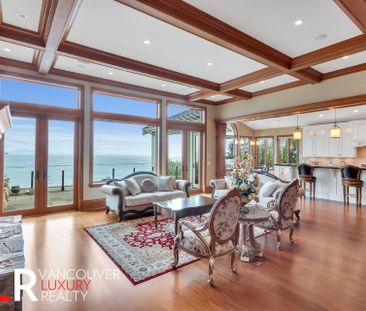 House in White Rock, BC - Photo 3