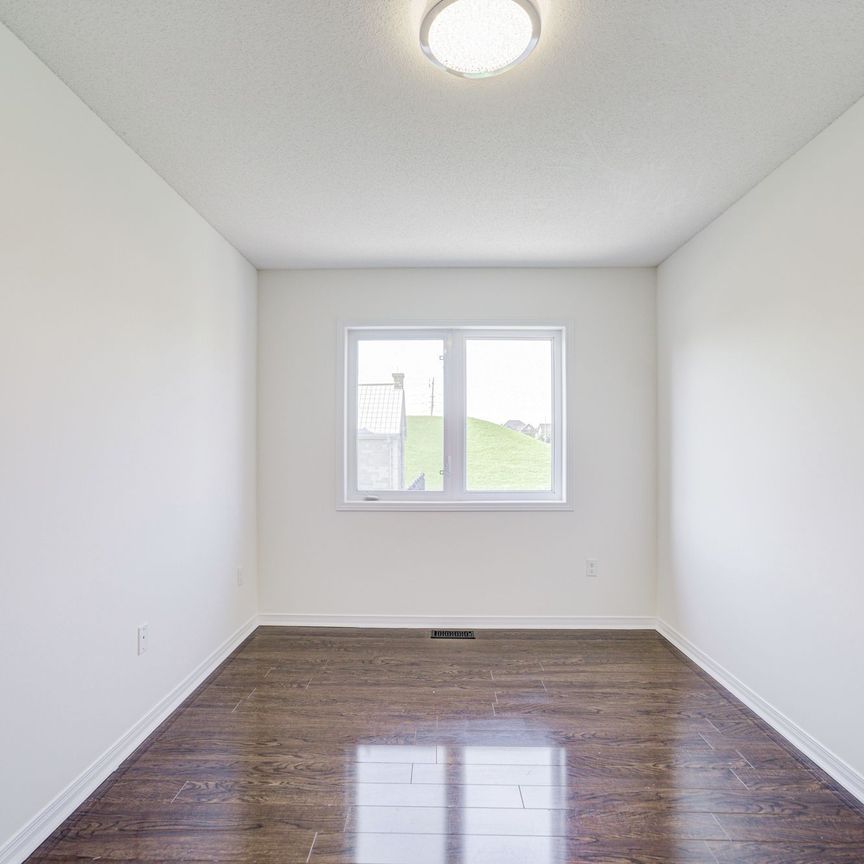 For Lease - 65 Westcliffe Crescent, Richmond Hill, Ontario - Photo 1