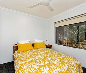 Fully Furnished with Fantastic views overlooking the race course! - Photo 4