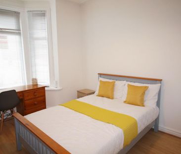 1 bedroom in a house share to rent - Photo 5