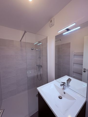 Location Appartement 3 pièces 64m² VENCE 06140 - Photo 5