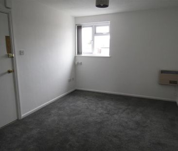 1 bedroom house to rent - Photo 3