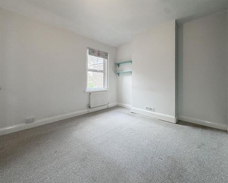 Channel View Road, Eastbourne, BN22 7LP - Photo 4