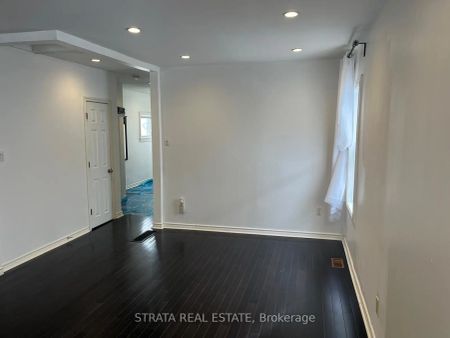 220 Holborne Avenue - Photo 5