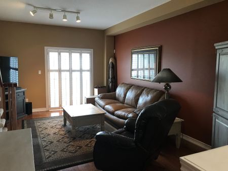 For Lease - 15 CHAPMAN Lane, Hamilton, Ontario - Photo 4