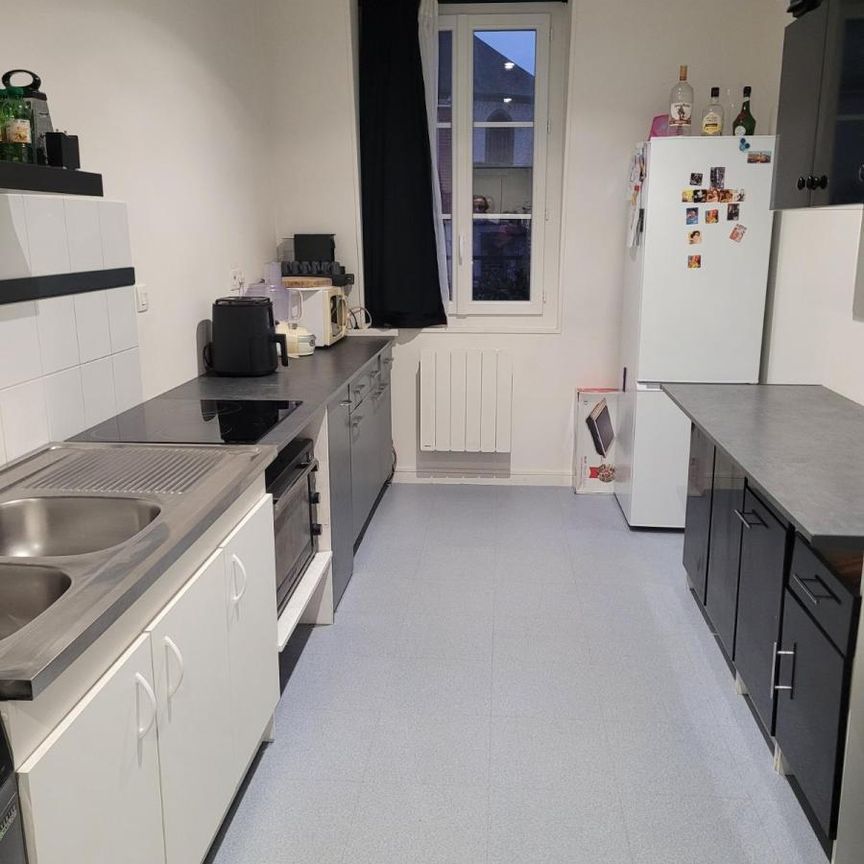 PONT DE L'ARCHE - Appartement T3 + garage - Photo 1