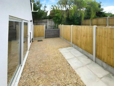 2 bedroom bungalow to rent - Photo 4