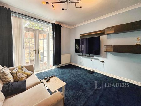 3 bedroom house to rent Butchers Lane, Halesowen, West Midlands, B63 - Photo 2