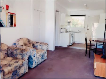 2 bed 1 bath-10 - Photo 2