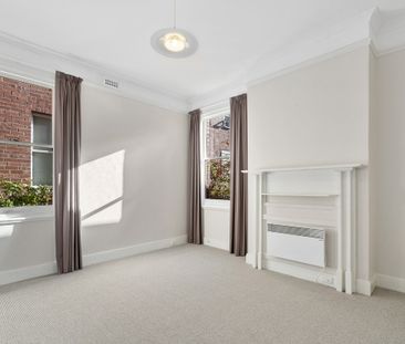 City Fring Living - Photo 2