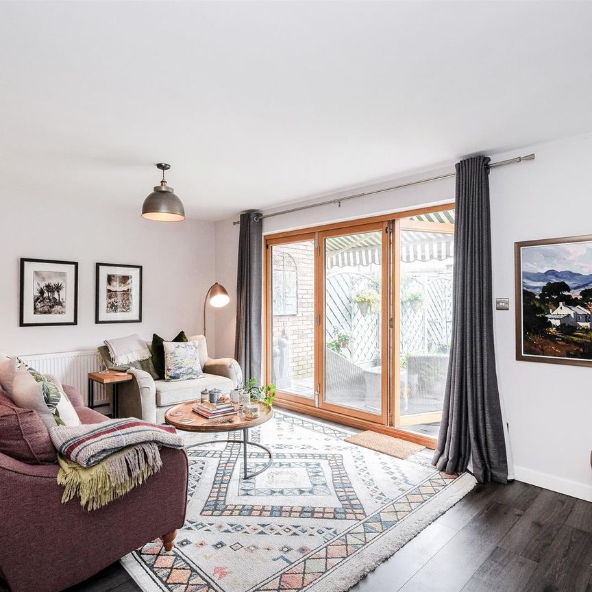 Arkley Crescent, Walthamstow - Photo 1