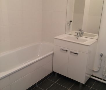 Location Appartement 2 pièces 42m² - Photo 3