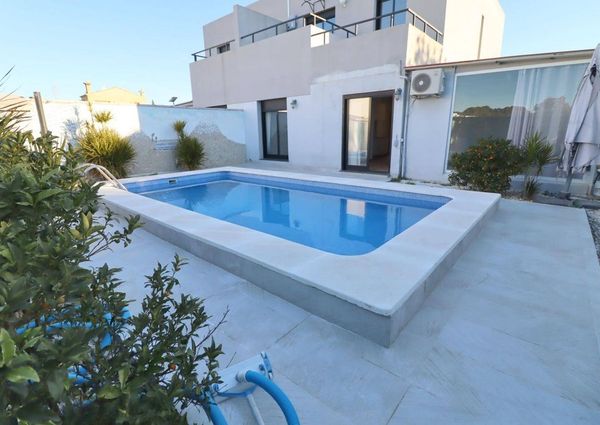 Luxury Semidetached House for rent in Godella, Valencia