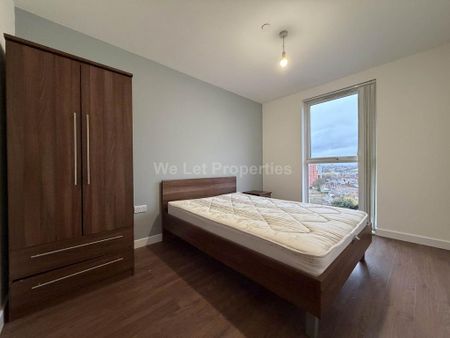 3 bedroom apartment to rent - Photo 4