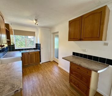 The Green, Bury St. Edmunds, West Row - Photo 5