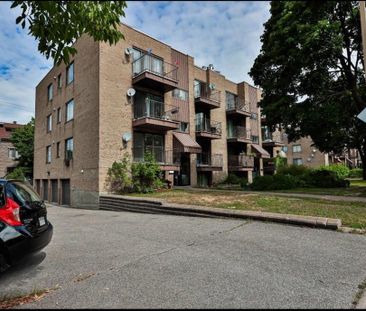 4 1/2 à louer - Photo 3