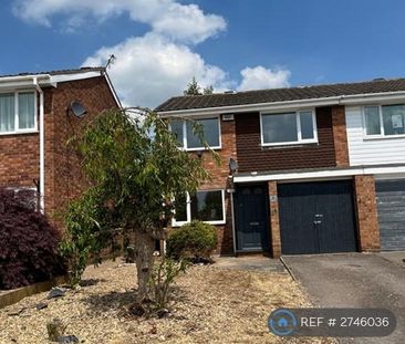 3 bedroom semi-detached house to rent - Photo 5