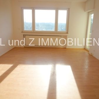 * Helle 3 Zimmer Wohnung mit Balkon * NUR BERUFSTÄTIGE Mieter erwünscht - Photo 1
