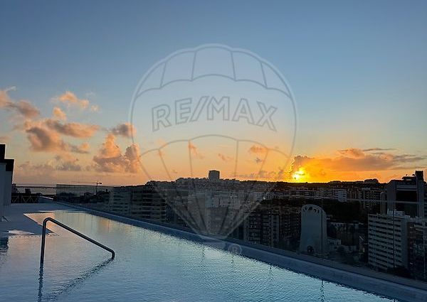 Apartamento T4 em Lisboa