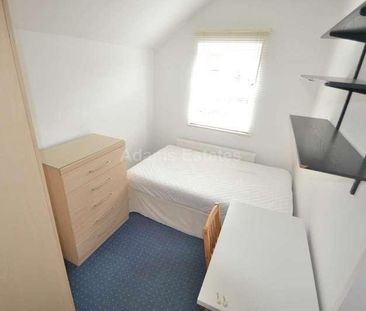Pitcroft Avenue, Reading, RG6 - Photo 2