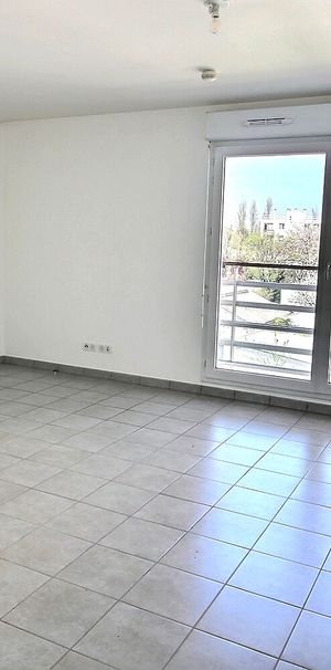 Apartment - Photo 1