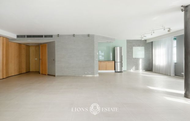 Warszawa, Śródmieście, Śródmieście Północne, Grzybowska - Photo 1