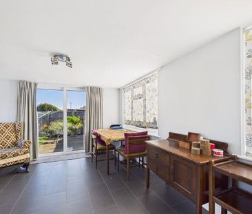 3 bedroom bungalow to rent - Photo 3