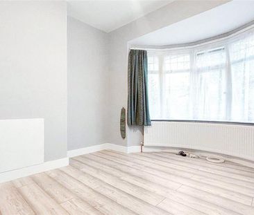 4 bedroom semi-detached house to rent - Photo 6