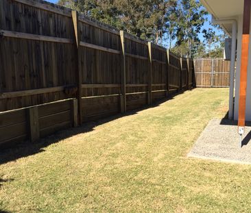 STYLISH & COMFORTABLE WITH BUSHLAND OUTLOOK! - Photo 6