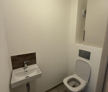 Location Appartement 2 pièces 52m² AIX LES BAINS 73100 - Photo 4