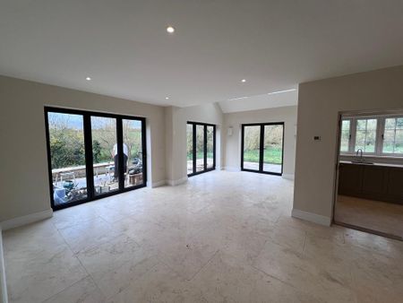 5 bedroom house to rent - Photo 2